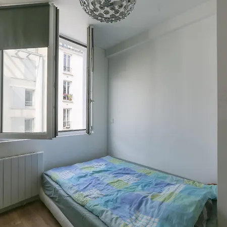 דירה Comfortable And Renovated 18 M Studio *
